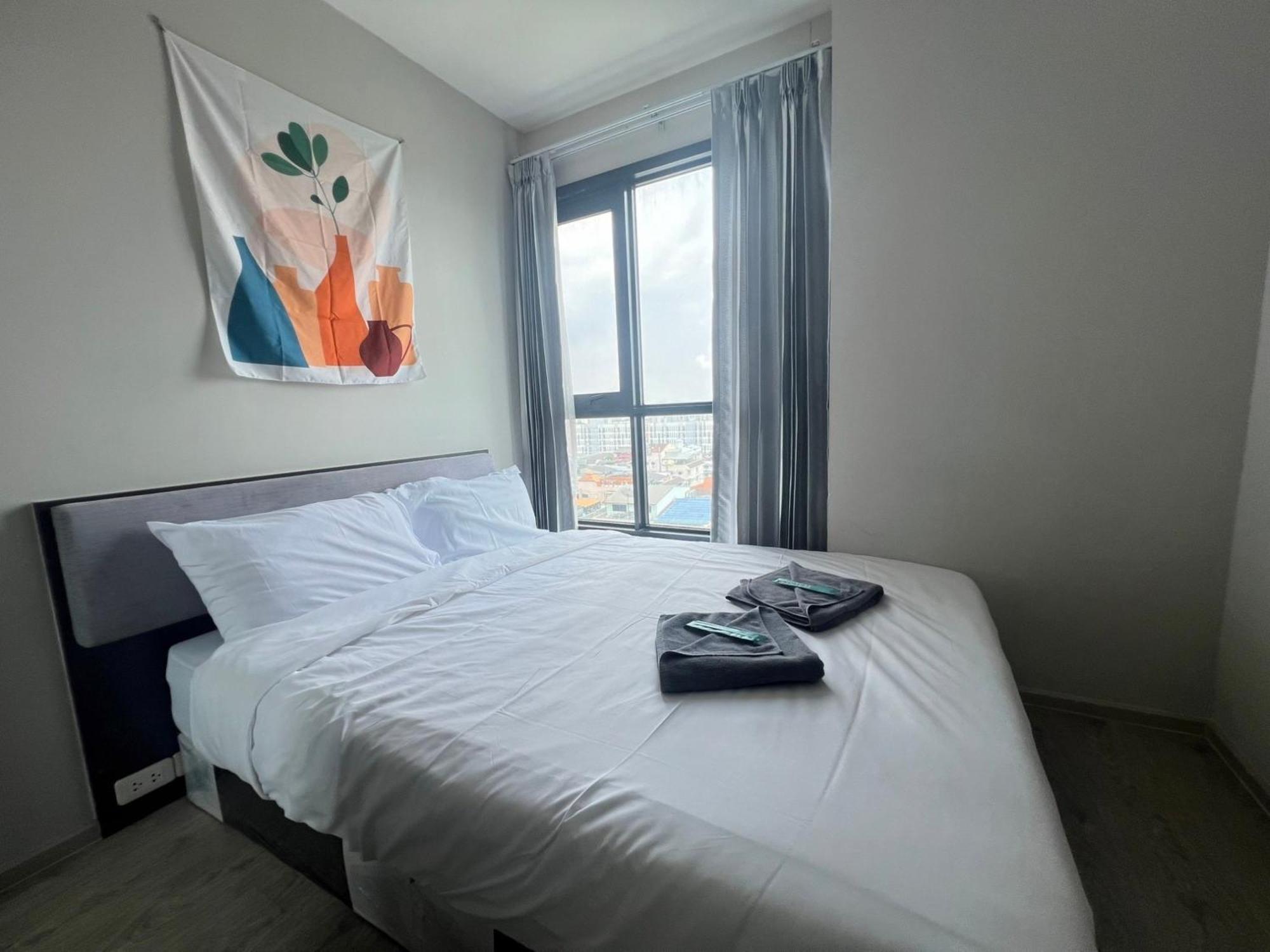 The Base Central Pattaya By Mickey Exterior photo
